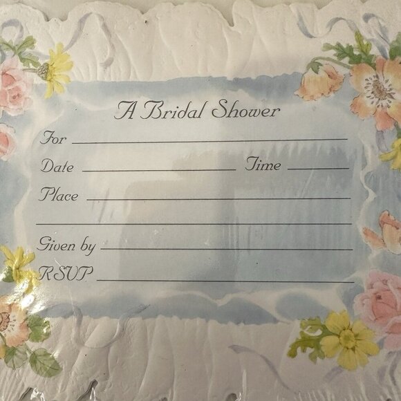 Vintage Flat Bridal Shower Invitations New In Package 8 Count Floral Dicut Edges - Picture 2 of 7